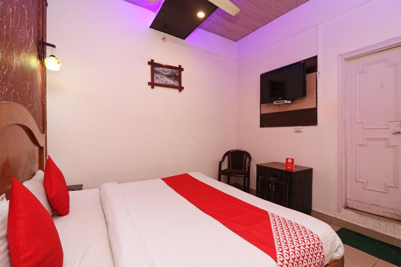 Oyo 81042 Rajput Resort Patiāla Dış mekan fotoğraf