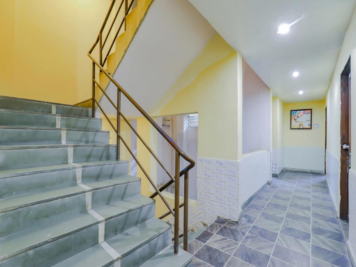 Oyo 81042 Rajput Resort Patiāla Dış mekan fotoğraf