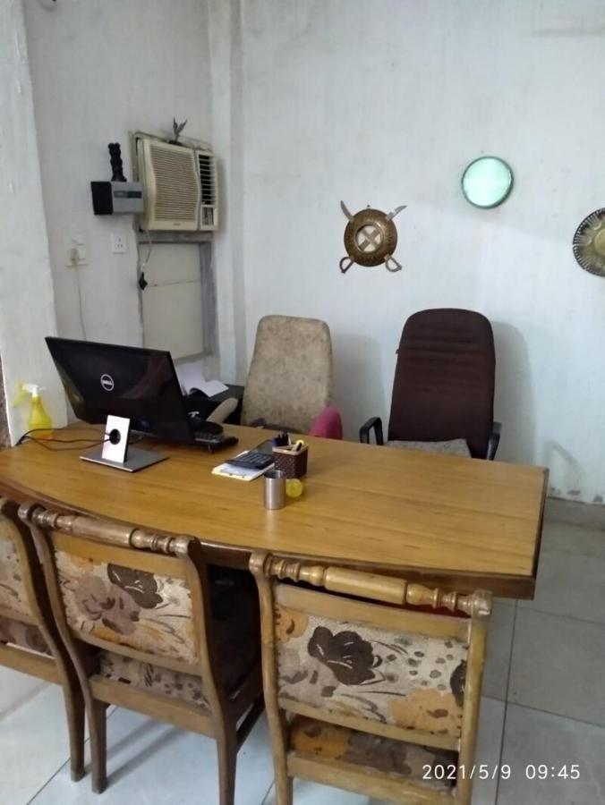 Oyo 81042 Rajput Resort Patiāla Dış mekan fotoğraf