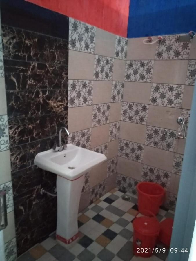 Oyo 81042 Rajput Resort Patiāla Dış mekan fotoğraf